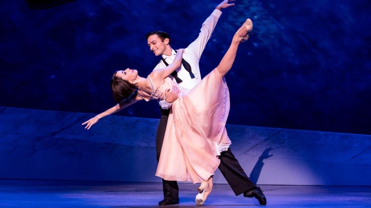 Gavin Scribner and Sara Esty as Jerry and Lise in “An American in Paris,” now at the Fox Theater in St. Louis.