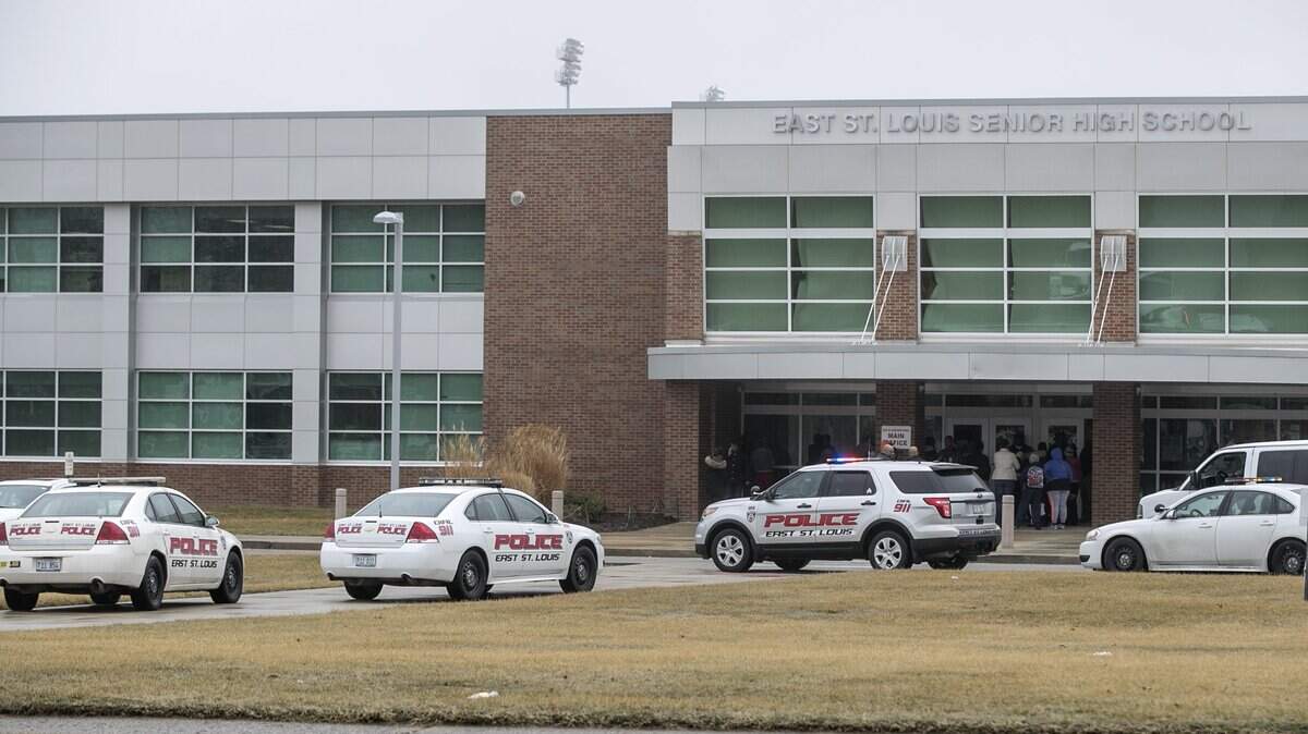 East St. Louis police had 11 officers paid more than $100,000 thanks to overtime. One officer nearly tripled his base pay.