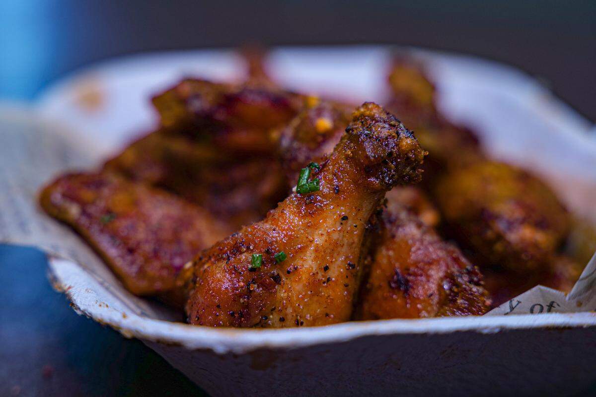 Barbecue chicken wings from Smoke & Kettle