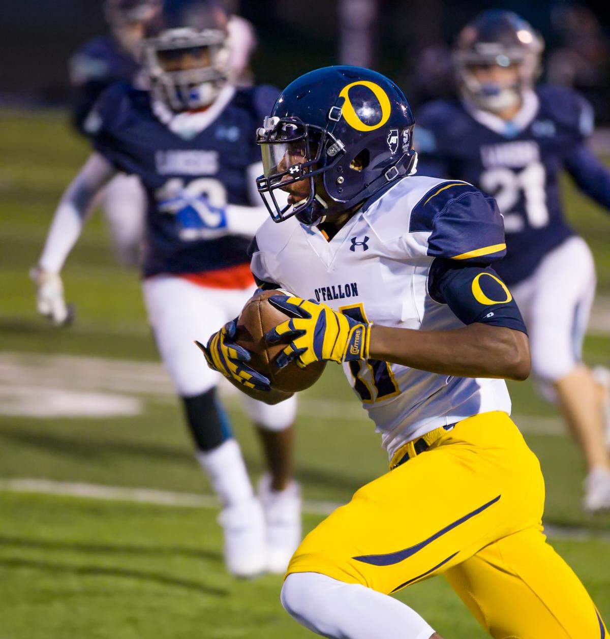 O’Fallon’s Latrell Bonner runs the ball during a game last season against Belleville East. Bonner, a wide receiver/defensive back, has decided to attend Southeast Missouri State, while teammate Ian Wagner, one of the top placekicker/punters in the St. Louis area, will attend Missouri Valley Conference power Illinois State University.