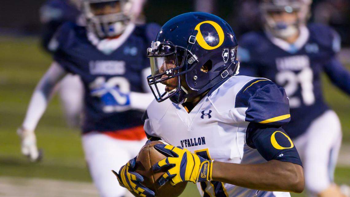 O’Fallon High School gridiron pair commit to NCAA Division I FBS programs