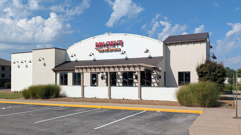 Oasis-like restaurant welcomes customers at former Chevys in O’Fallon