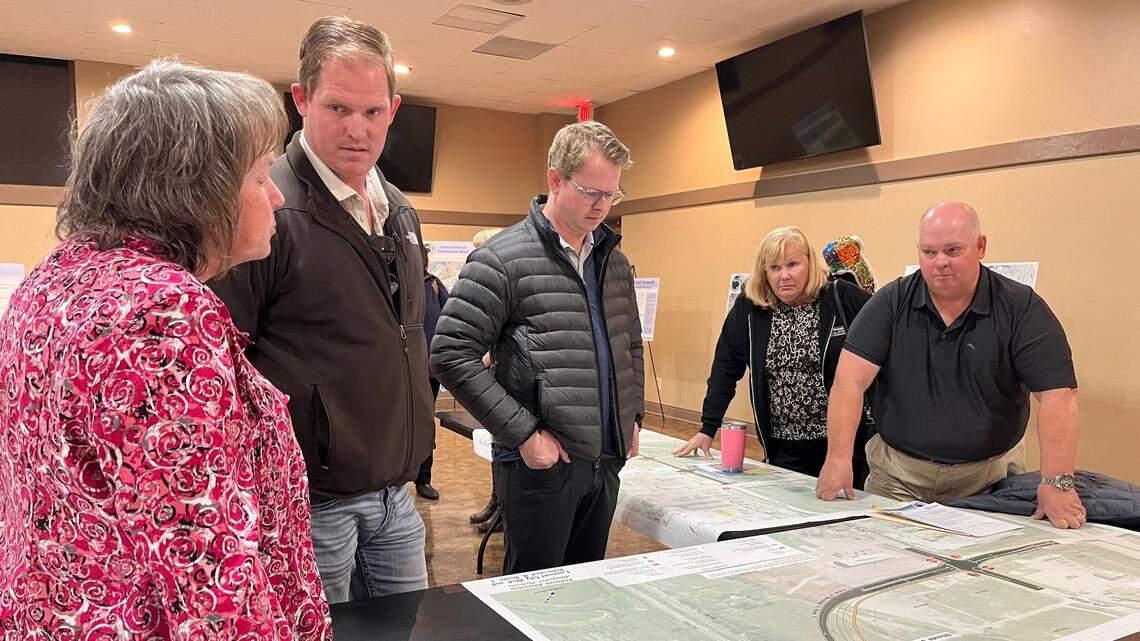 Illinois 3 connector plan good for freight-hauling industry, bad for family business