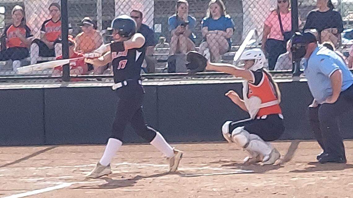 Waterloo knocks off Highland to get a leg up on conference softball title