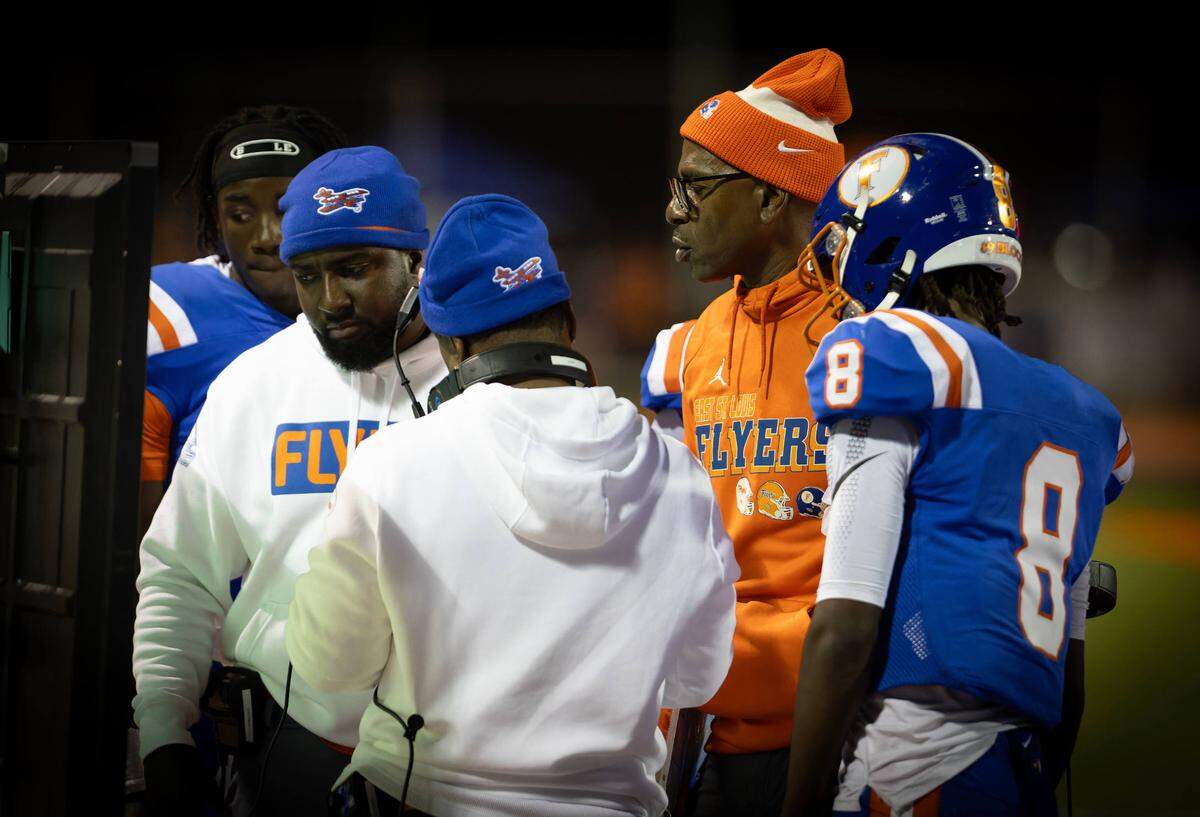 Darren Sunkett looks at the replay board after the first quarter during a game against IMG Academy in 2024.
