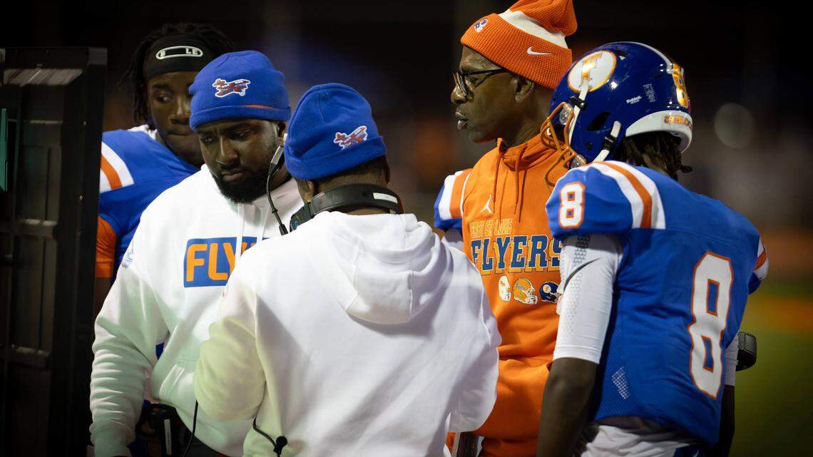 Althoff, East St. Louis to begin quest for football titles as playoffs set to commence