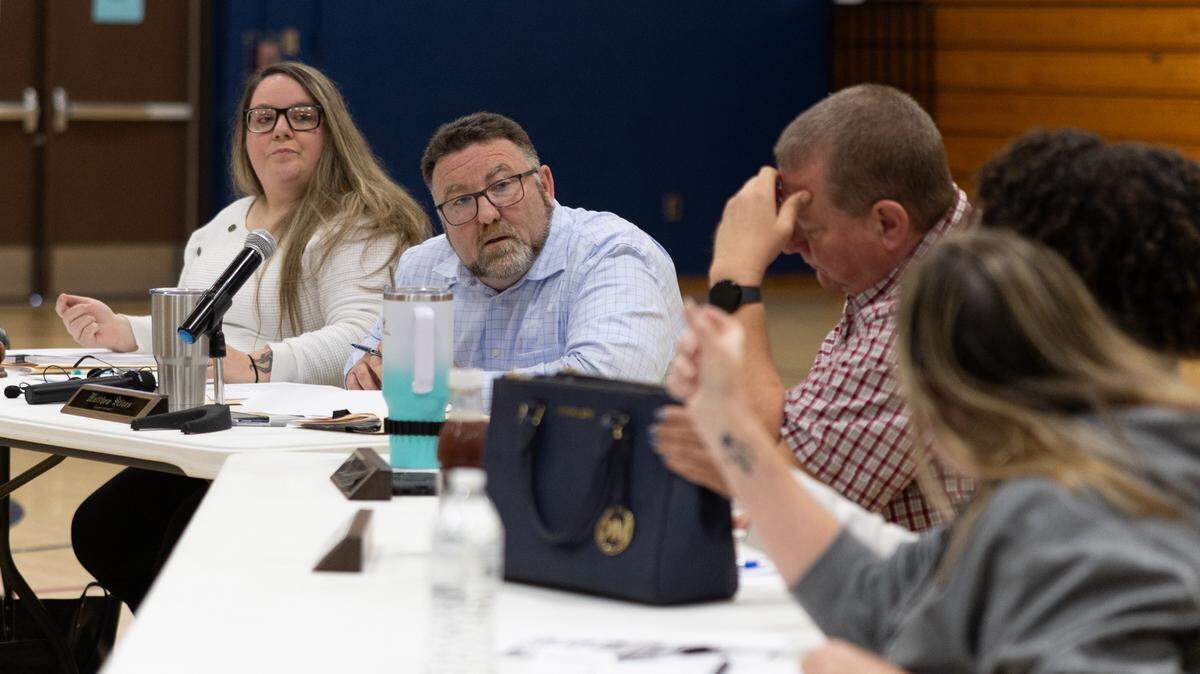 Grant District 110 Superintendent Matt Stines speaks to the school board prior to a meeting at Grant Middle School in Fairview Heights, Ill., on April 23, 2024.
