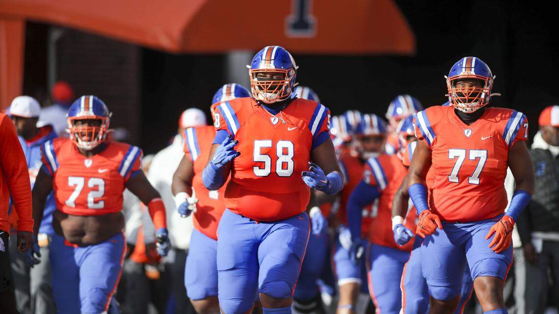 That’s a wrap! East St. Louis state champs for the 10th time in program history