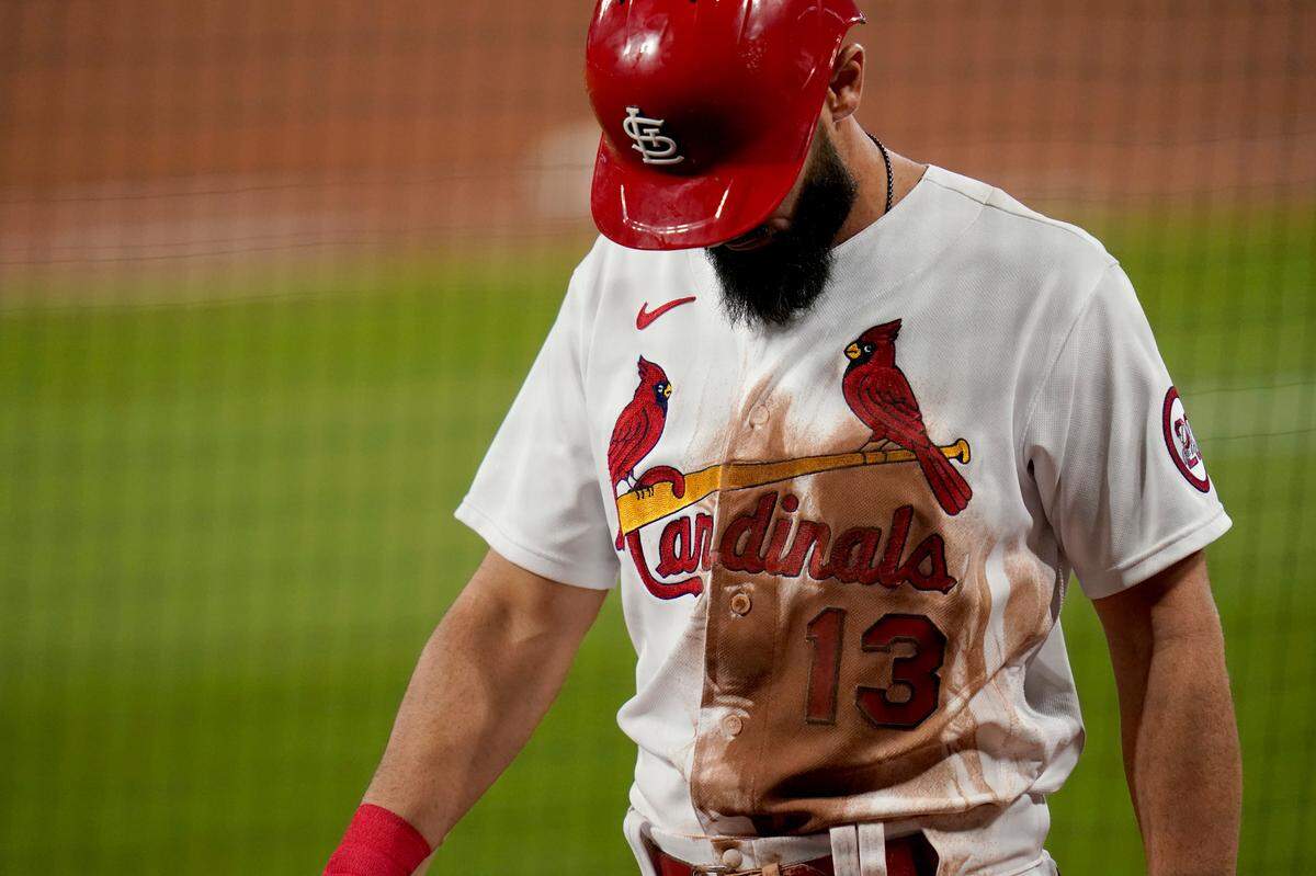 Matt Carpenter can’t hit or field, but because the Cardinals keep playing him, his option is likely to vest and cost the team Adam Wainwright.