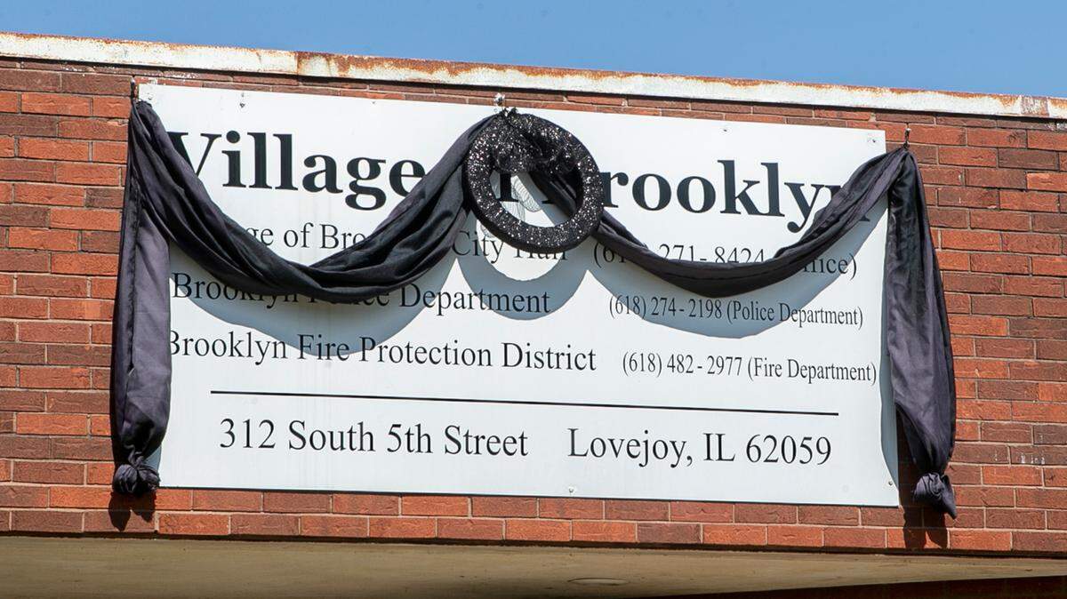 Officer killed on St. Louis bridge had been with Brooklyn Police less than a year