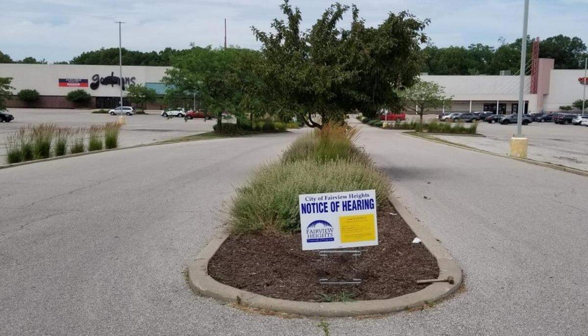 An O’Fallon woman wants to open an event space called Studio 618 in a vacant storefront in Fairview Heights Plaza, between the Guitar Center and Urban Air Adventure Park.