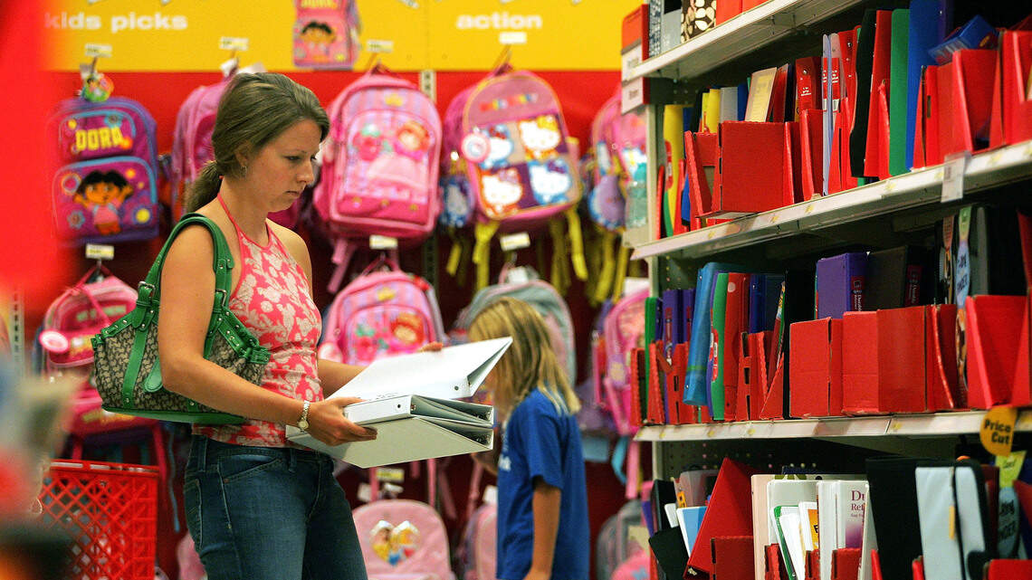 Meet kindergarten separation anxiety with short goodbye rituals and consistent daily routines