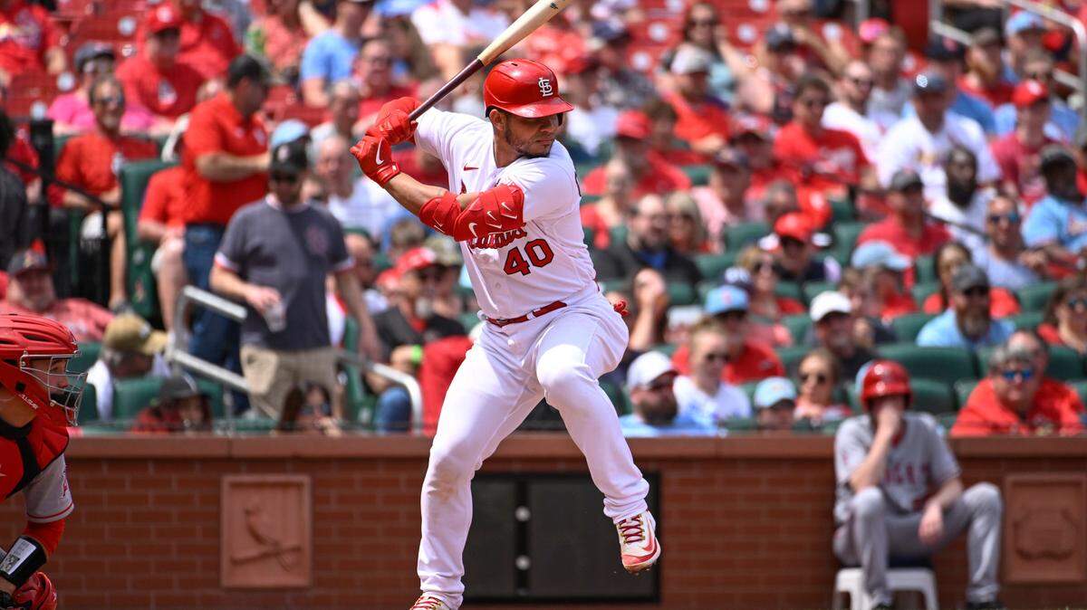 St. Louis Cardinals’ Willson Contreras (40) at bat in the fifth inning of a baseball game against the Los Angeles Angels on Thursday May 4, 2023, in St. Louis. (AP Photo/Joe Puetz)