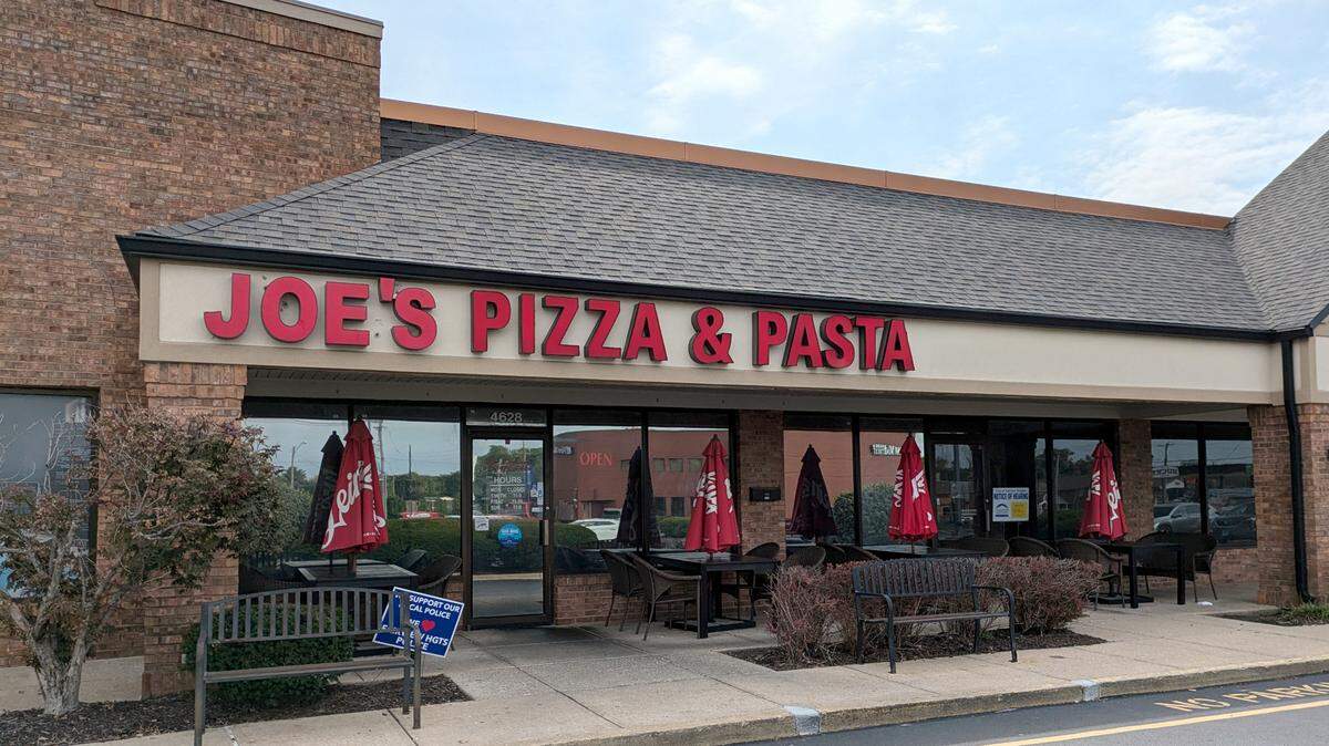 Joe’s Pizza & Pasta, 4628 N. Illinois St. in Fairview Heights