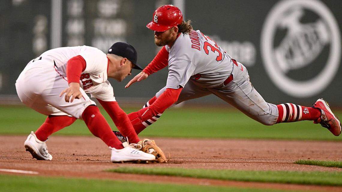 Cubs signing of Bregman ratchets up offseason pressure on the Cardinals