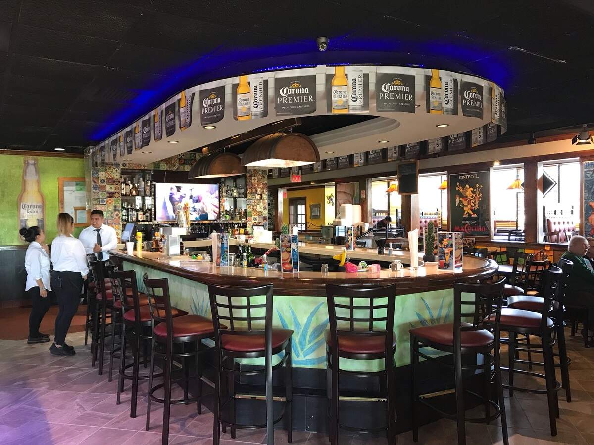Rio Grande opens in former home of Applebee’s in Fairview Heights.