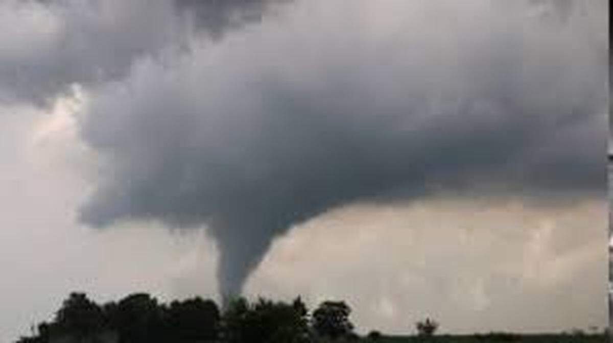 According to Lydia Jaja, a meteorologist with the National Weather Service of St. Louis, potentially dangerous storms will descend on the area around 6 p.m. Thursday, including the possibility of a tornado.