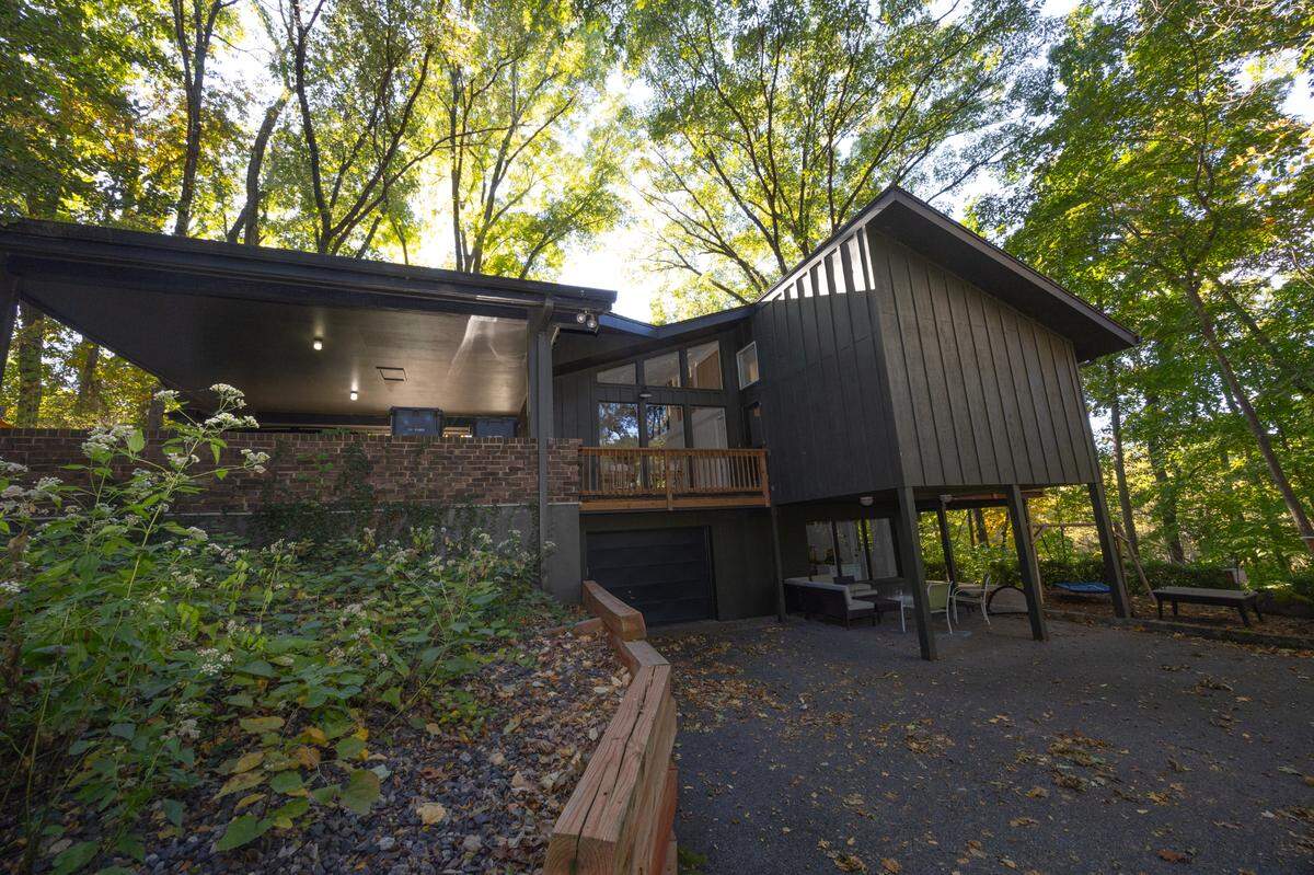 The stilted patio and rear portion gives what Candice Jackson calls a “treehouse vibe” to her Belleville home.