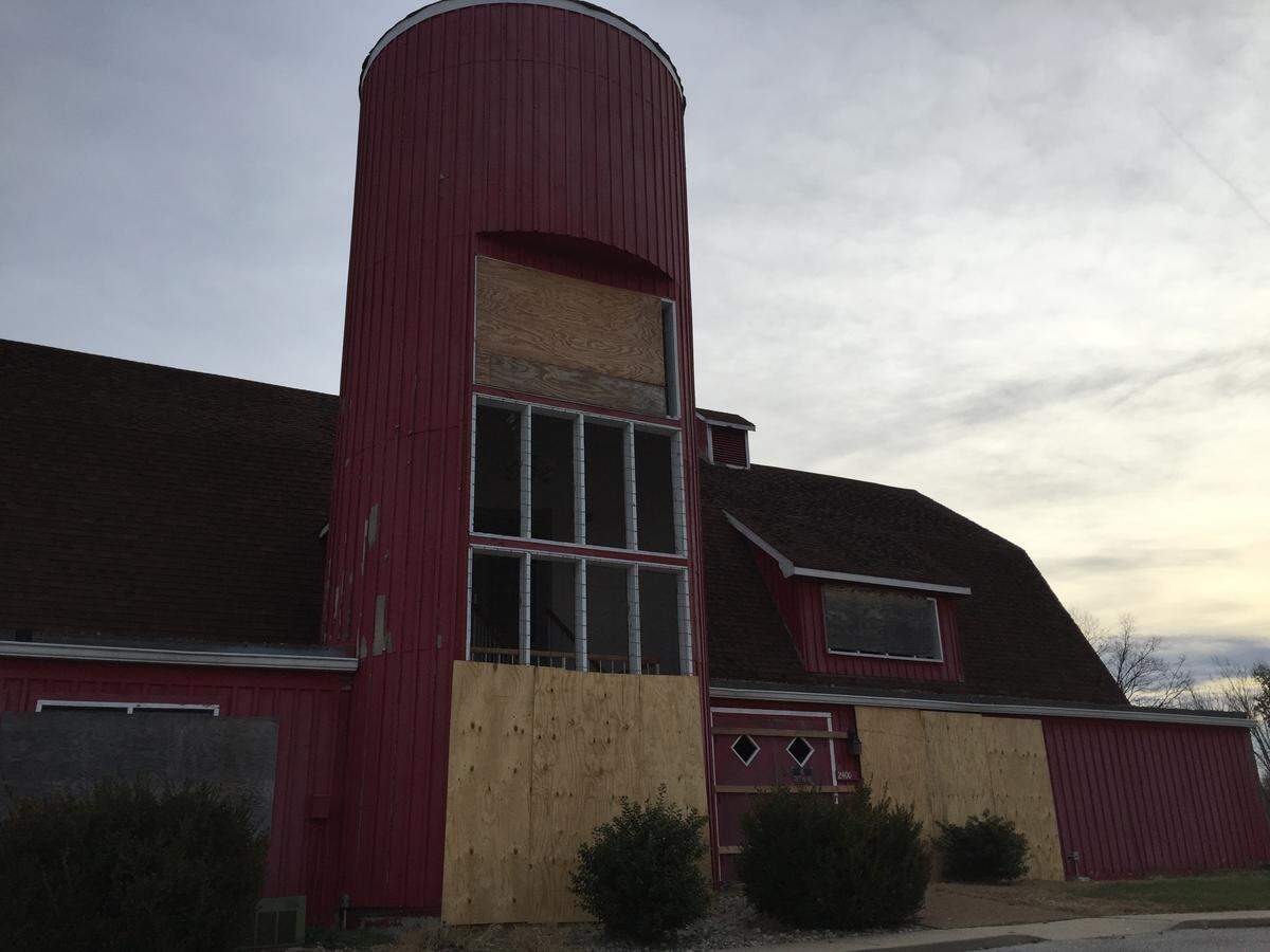 Officials are considering one last proposal for development of the Red Barn in Shiloh before proceeding with plans to demolish the local landmark. It was built in the early 1900s as a dairy barn and later housed a string of restaurants and bars. It’s been owned by the village of Shiloh since 2009.