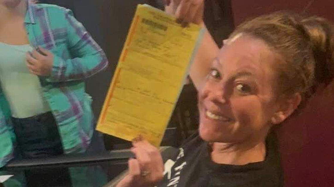 Illinois State Police cite restaurant after it served customers indoors despite ban