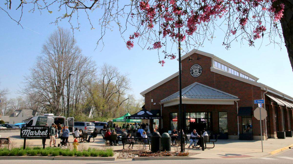 A recent early spring Micro Market at O’Fallon Station.
