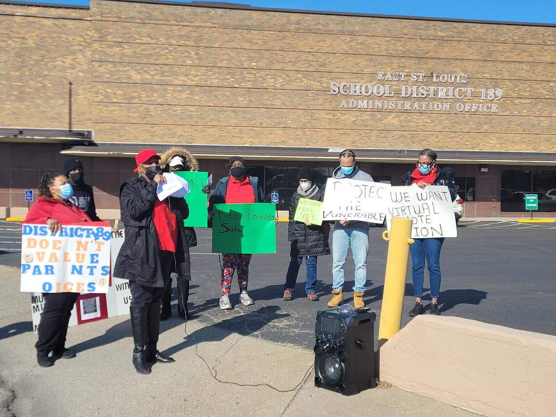 East St. Louis parents held a second protest to demand that school district 189 provides a remote learning option for families.