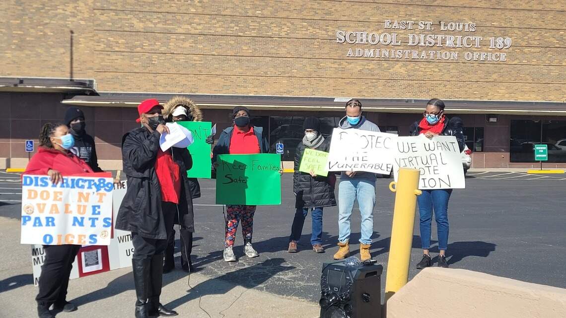 East St. Louis parents hold another protest to demand a remote learning option