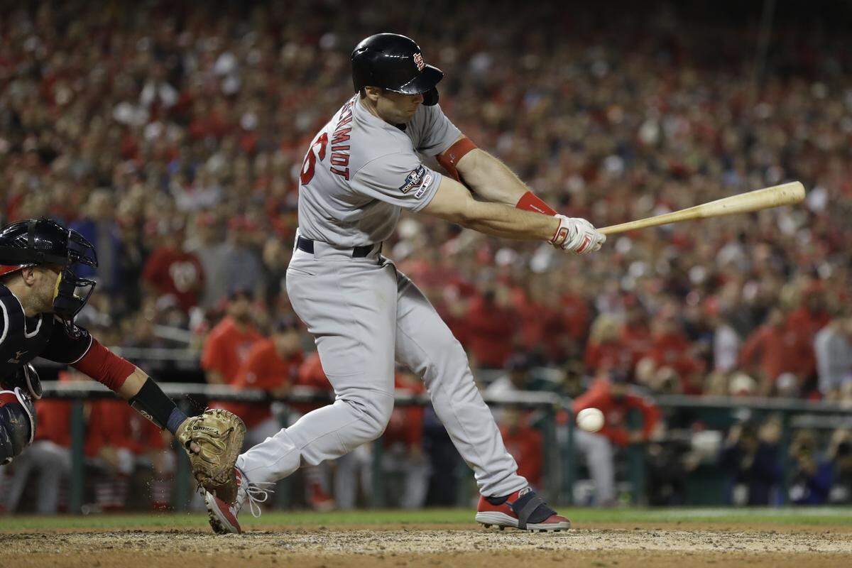 St. Louis Cardinals’ Paul Goldschmidt strikes out swinging during the fifth inning of Game 4 of the baseball National League Championship Series against the Washington Nationals Tuesday, Oct. 15, 2019, in Washington. (AP Photo/Jeff Roberson)