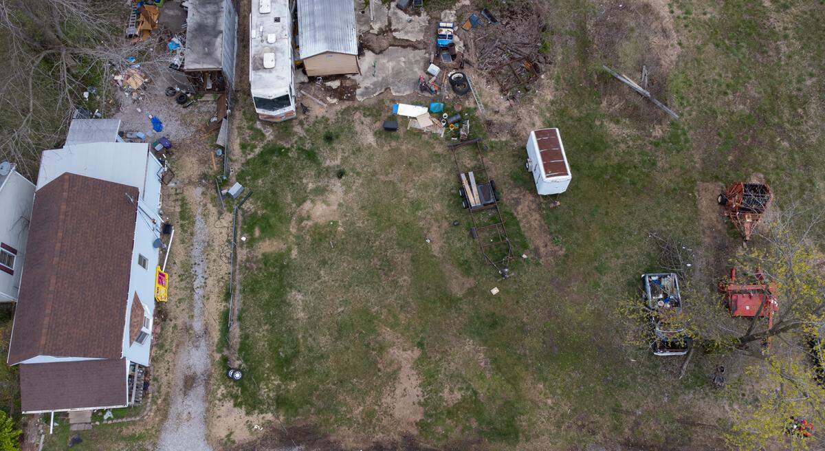 St. Clair County bought the vacant lot at 1138 S. Charles St. for $10,000.