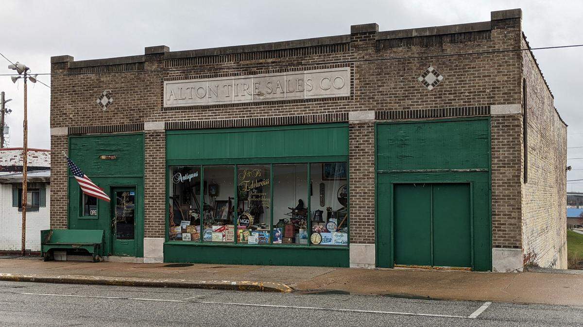 J&P’s Edelweiss in Alton