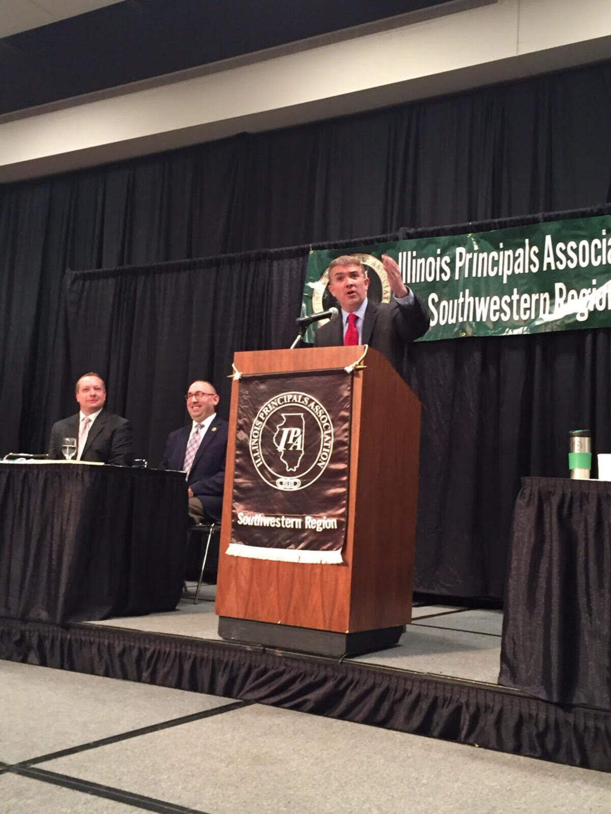 Jason Leahy, executive director of the Illinois Principals Association, was the keynote speaker at the recent annual award breakfast.