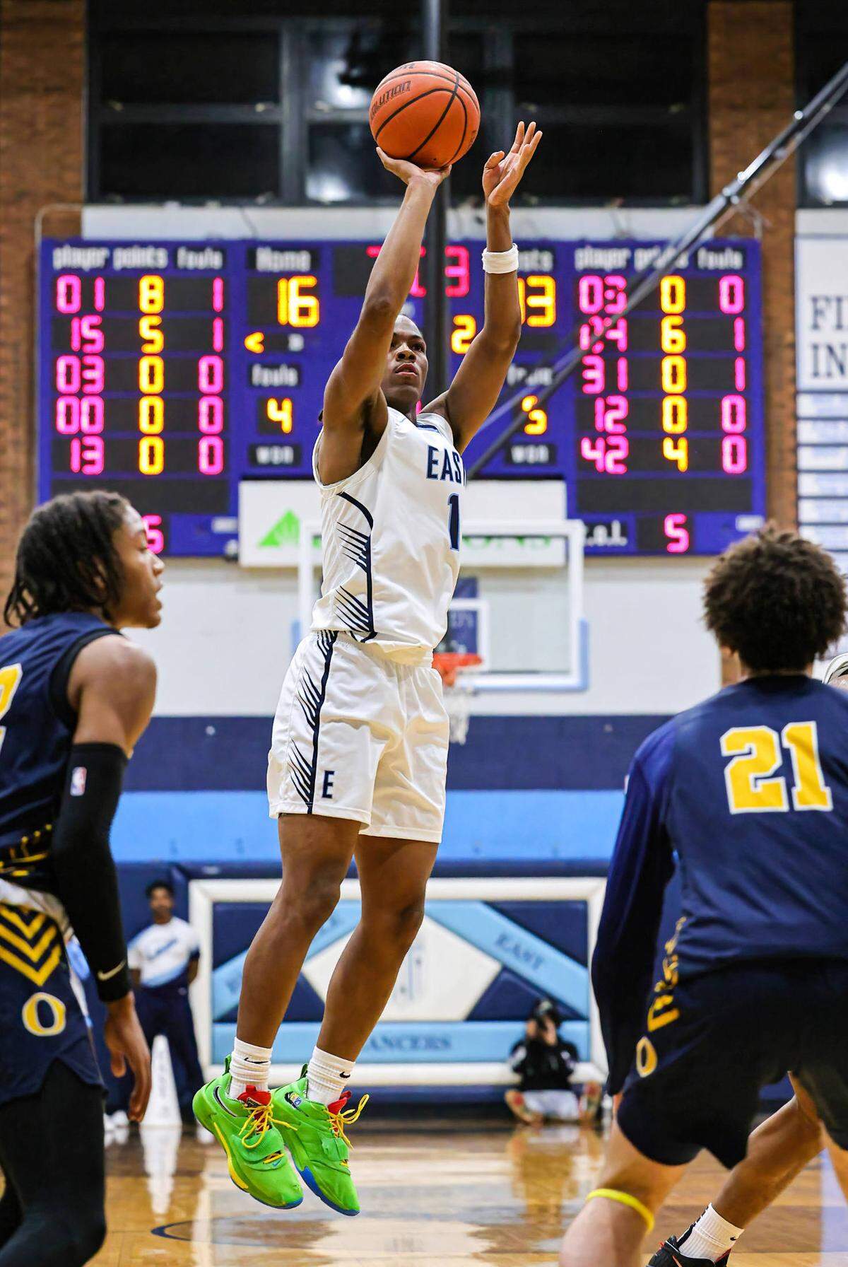Belleville East’s Jordan Pickett goes up for 3-pointer during Friday night’s Southwestern Conference game against O’Fallon. The Panthers ultimately posted a 65-51 victory.
