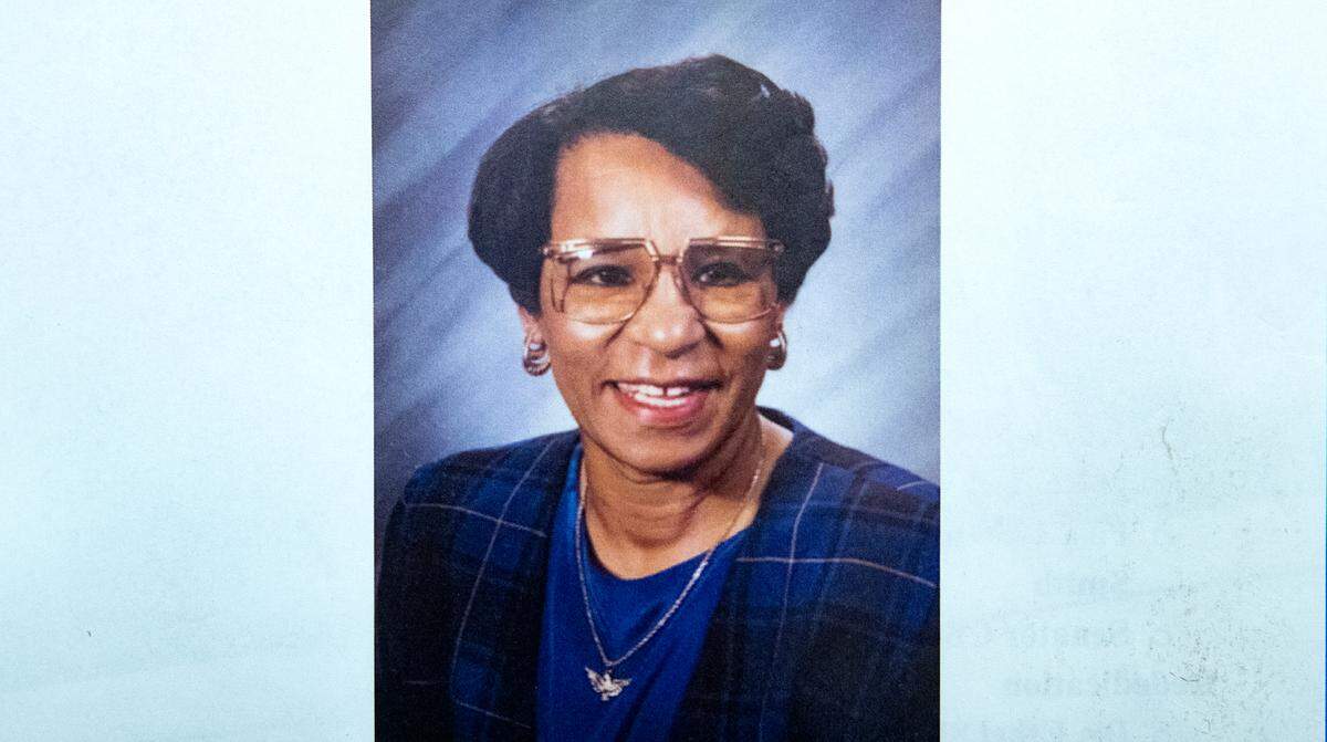 The late LaRona J. Morris served as the Grand Basileus (International President) of Sigma Gamma Rho Sorority, Inc. from 1996-2000, and served as Principal of Mason-Clark Middle School.