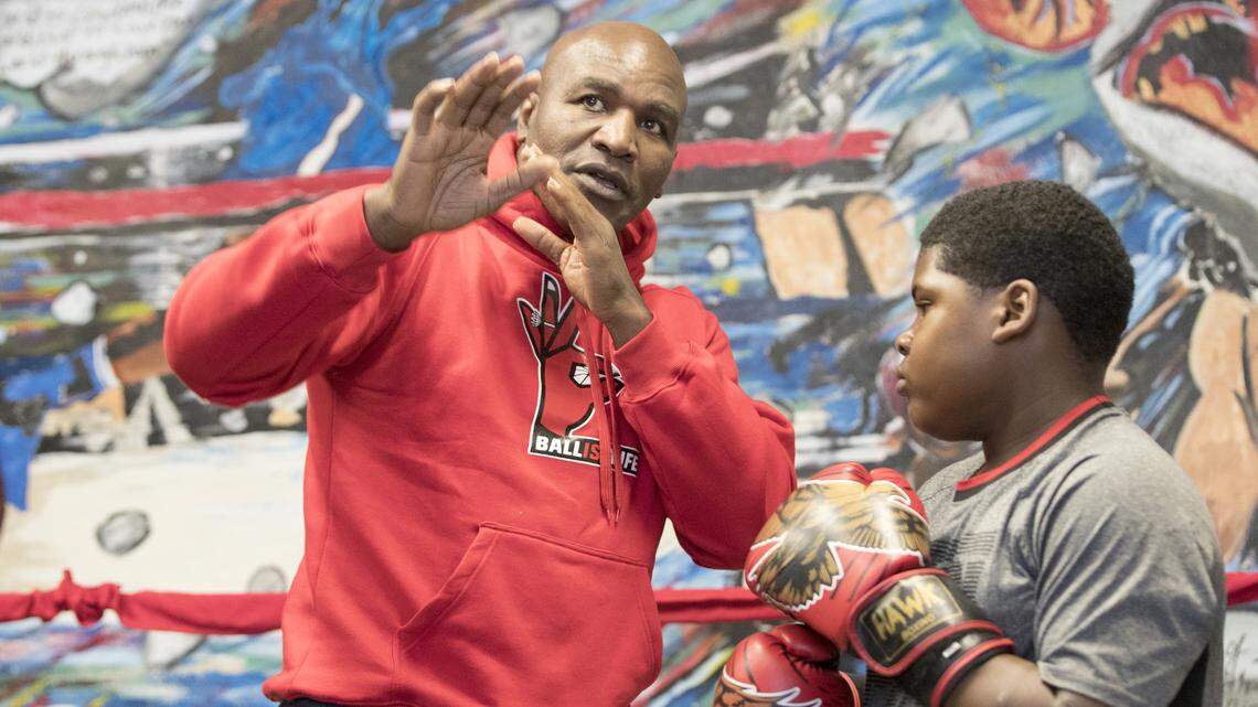 Speaking from experience, Evander Holyfield tells East St. Louis boxers to never quit
