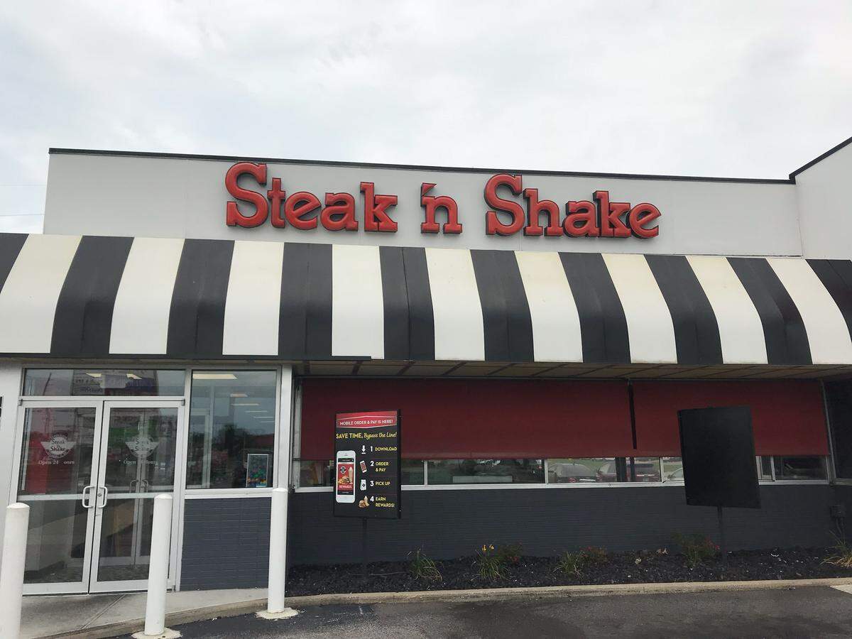An exterior view of Steak n’ Shake in Fairview Heights.