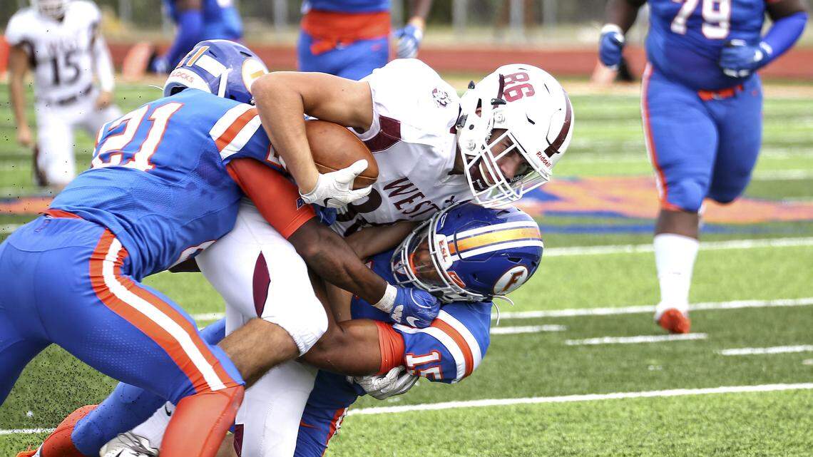 Darius Walker wins a title with East St. Louis, now he’s headed to Illinois State