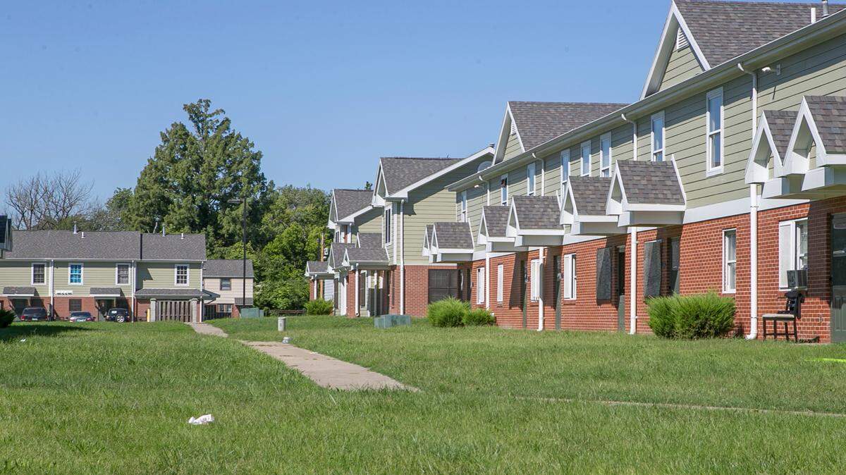 A 3-year-old girl died after she was struck by a stray bullet while she was lying in her bed Sunday morning in an apartment inside the Roosevelt Homes complex located at 1328 N. 44th St. in East St. Louis.