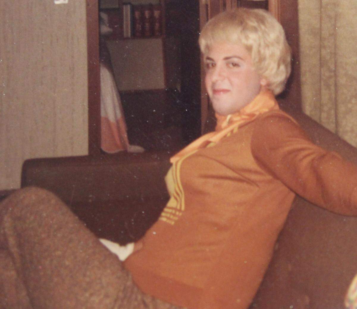 Illinois State Trooper Dave Jung dressed as a woman as part of a sting operation to catch the murderer of teenagers Mike Morrison and Debbie Means in 1969.