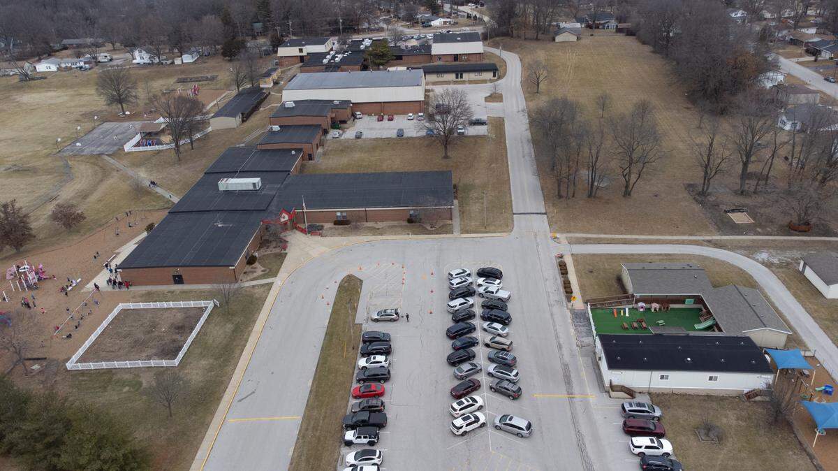 A drone photo of Whiteside Elementary in Belleville, Ill., on Jan. 31, 2024.