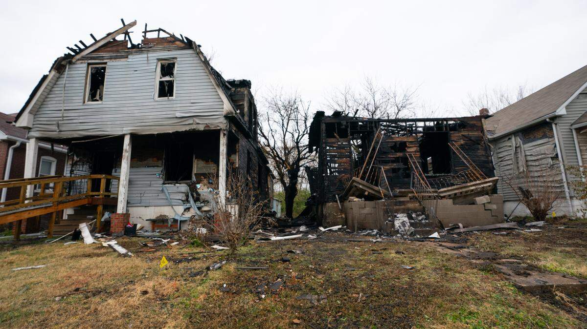 Scenes from a fire on 22nd St. in East St. Louis on Nov. 17, 2023. Firefighters said the fire happened around 4 a.m., but were still on scene until 11:30 a.m.