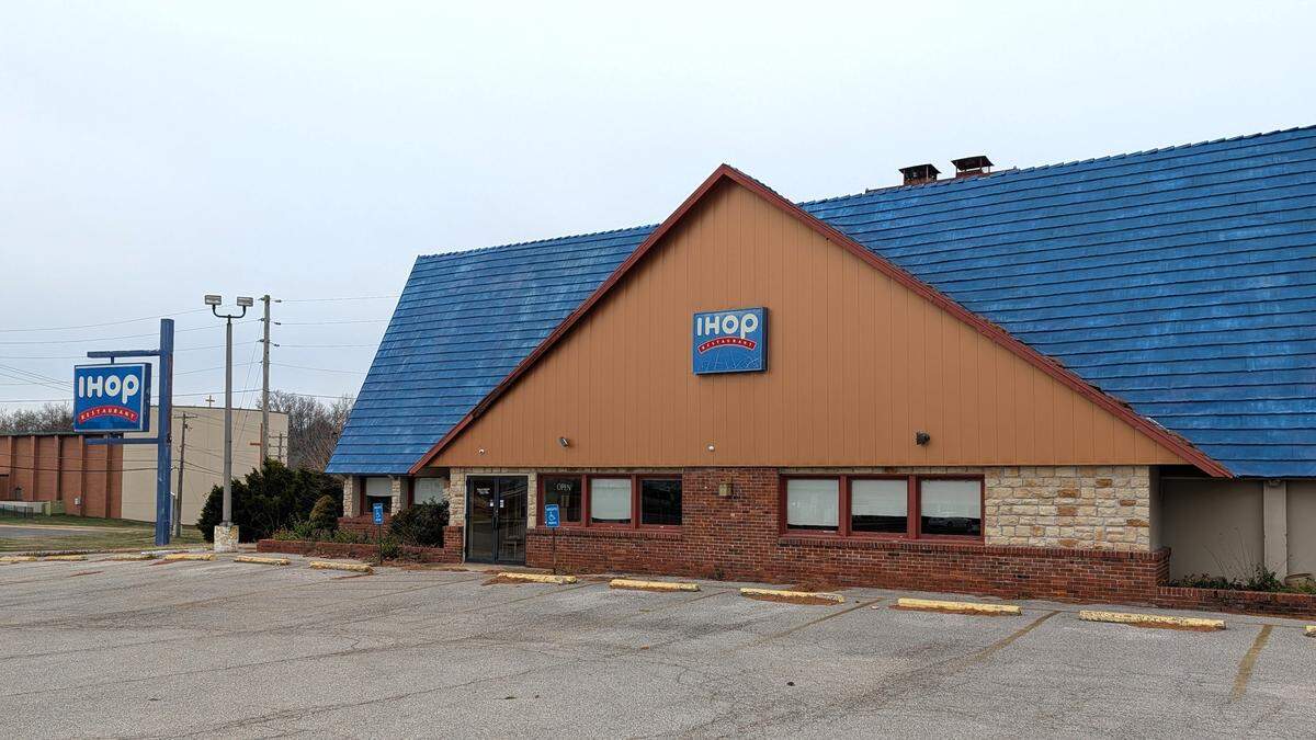 IHOP closed the doors at 601 Carlyle Ave. in Belleville after 45 years in operation.