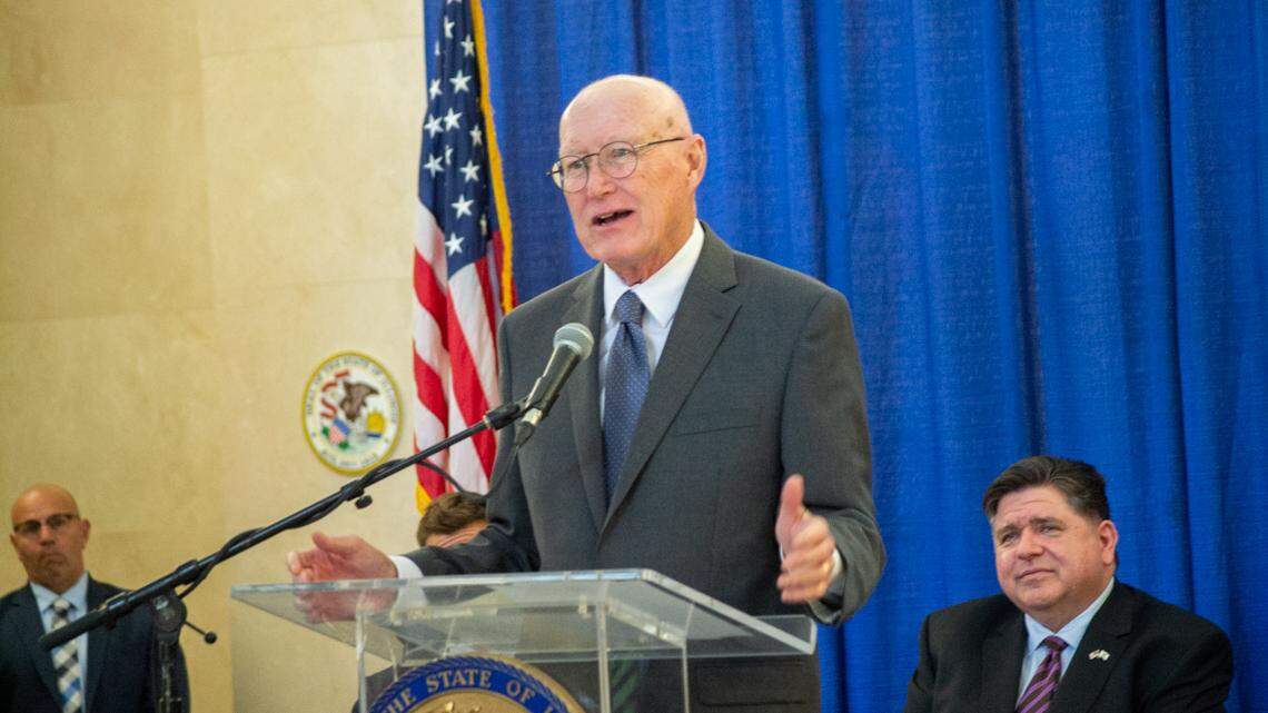 Former Illinois Governor Jim Edgar dies after brief battle with cancer