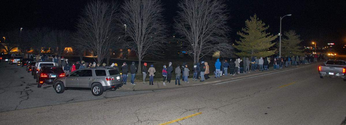 A long line formed early New Year’s Day to gain access to Illinois Supply and Provisions, formerly, HCI Alternatives, in Collinsville, the only legal place to purchase marijuana in the region.