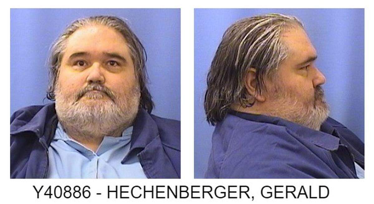 Gerald R. Hechenberger is shown on his Illinois Department of Corrections page. He died Friday while serving a nine-year prison sentence for possession of child pornography and methamphetamine.