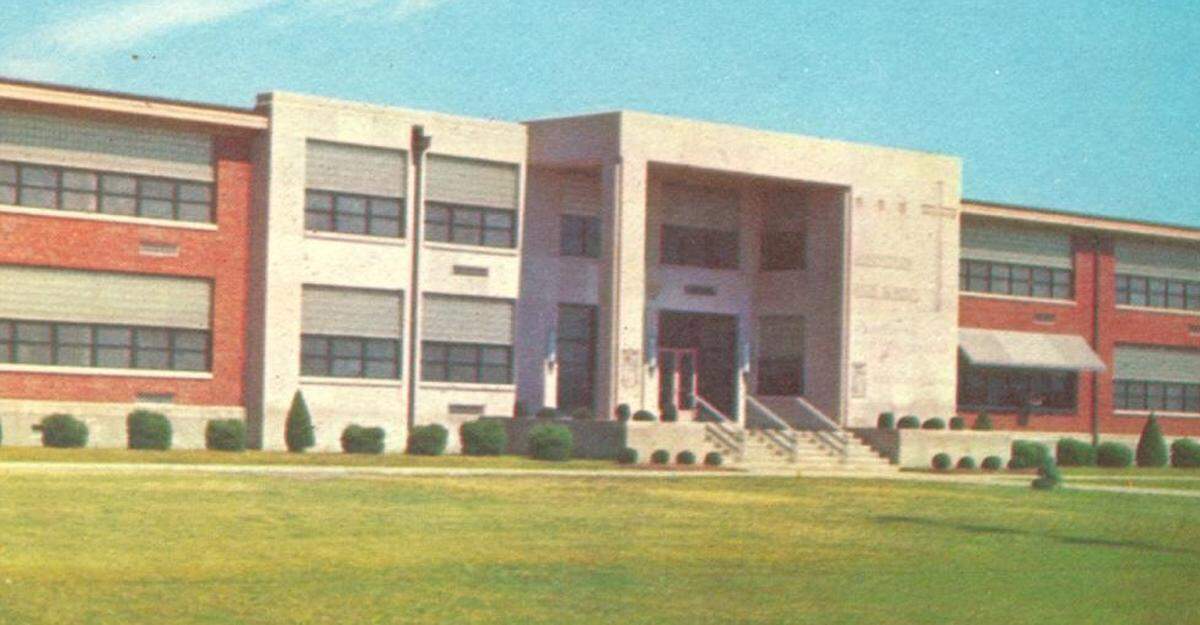 Assumption Catholic High School replaced Central Catholic High School in East St. Louis and operated from 1953 to 1989.