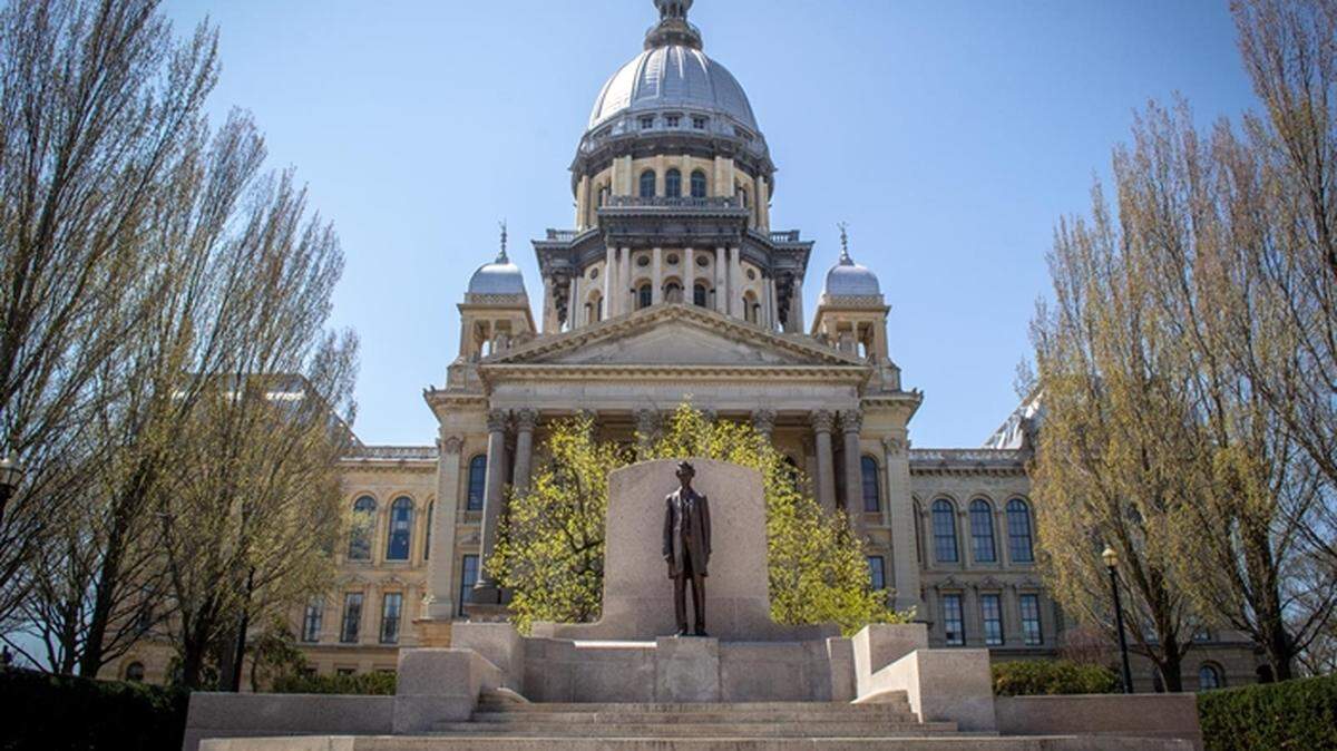 The Illinois House late Wednesday gave final passage to a bill that repeals the state’s Parental Notice of Abortion Act, clearing the way for Gov. J.B. Pritzker to sign it into law. The bill narrowly passed out of the Senate on Tuesday night on a 32-22 vote, with three Democrats voting no and six Democrats not voting.