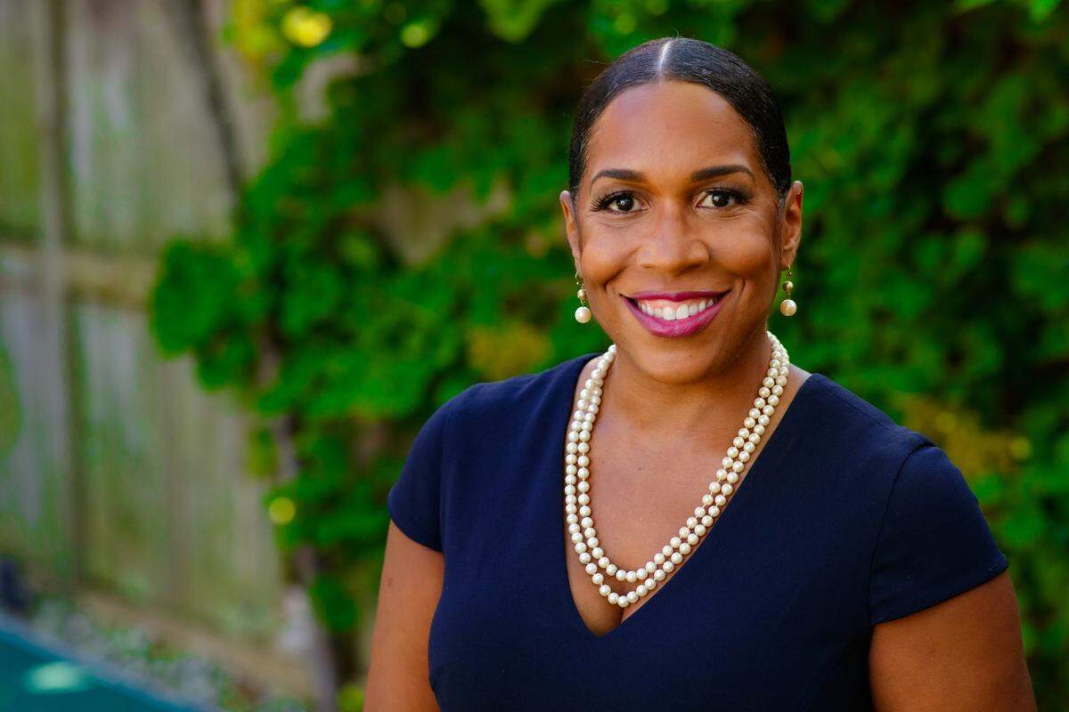Juliana Stratton