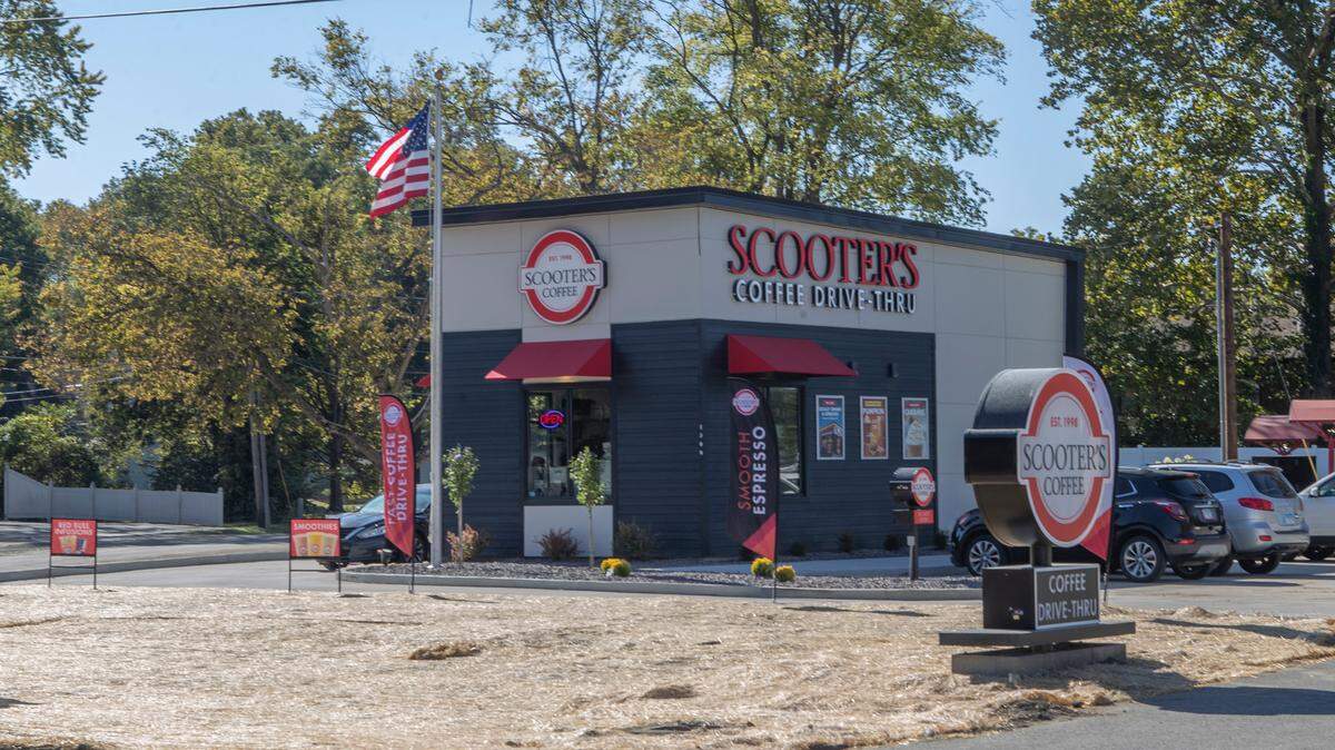 Scooter’s Coffee opened a new location in Mascoutah at 1300 W. Main St. in Mascoutah. Another Scooter’s location recently opened at 808 N. Illinois Route 3 in Waterloo.