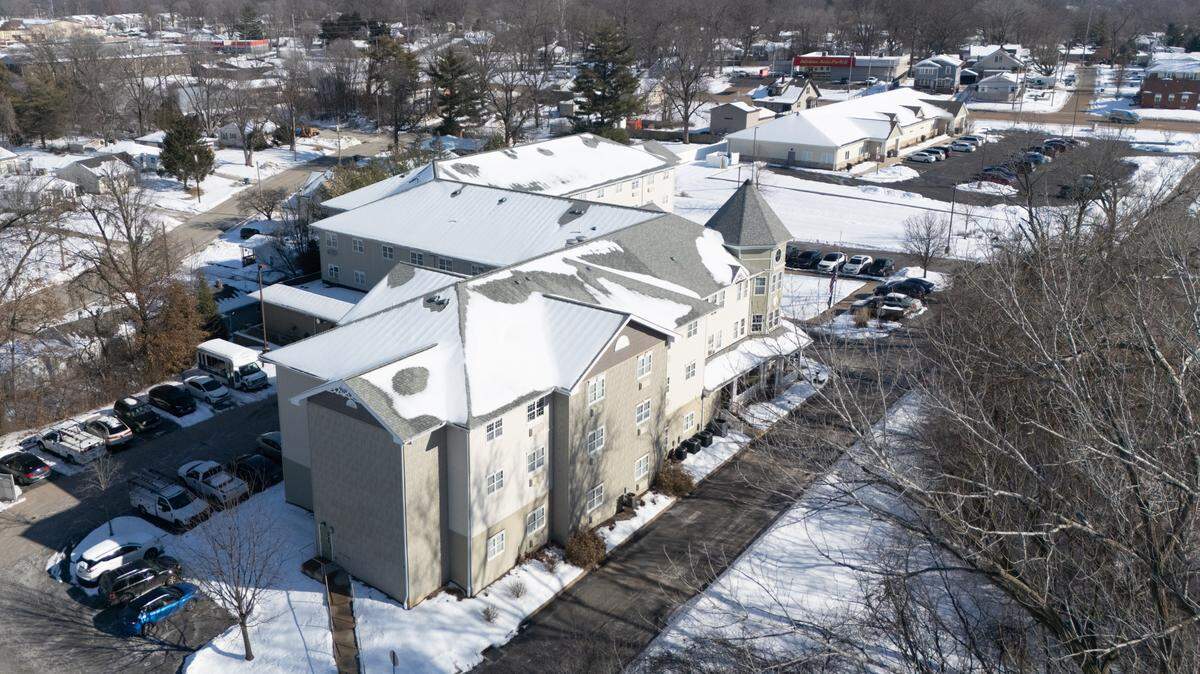 Addington Place of Collinsville is located at 1207 Vandalia Ave., just off of Illinois 159 behind SIHF Healthcare.