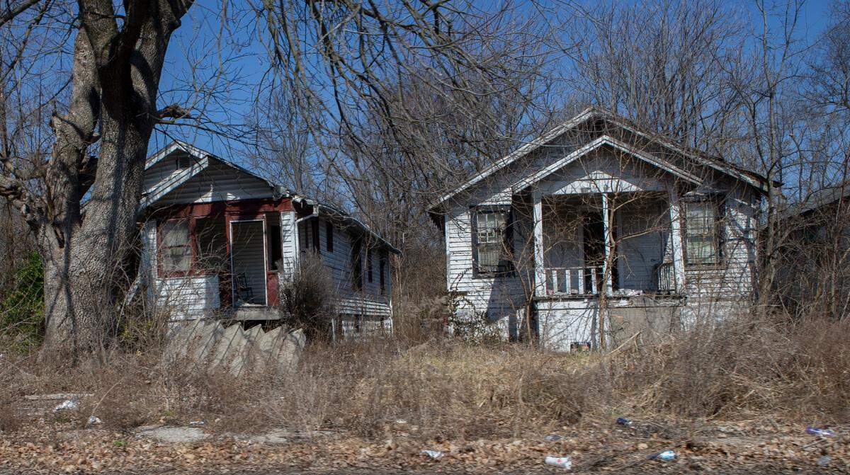 Lansdowne Up is purchasing properties similar to these on Waverly Ave. in the Lansdowne area of East St. Louis for future renovation or redevelopment. The not for profit organization’s mission is “to transform Lansdowne, East St. Louis into a thriving neighborhood- one person, one property, at a time.”